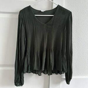 Ecru Style Green Pleated Women's Top